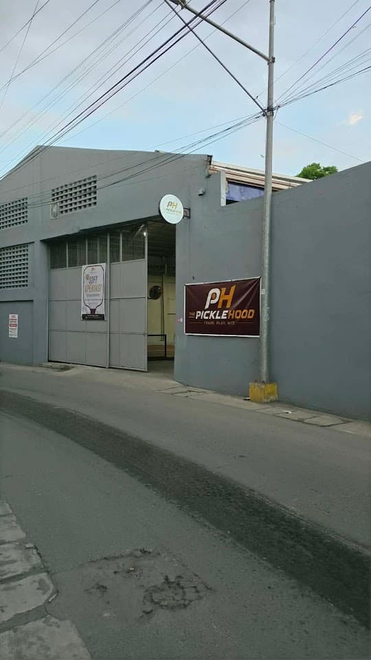 The Picklehood pickleball court in Meycauayan — main view