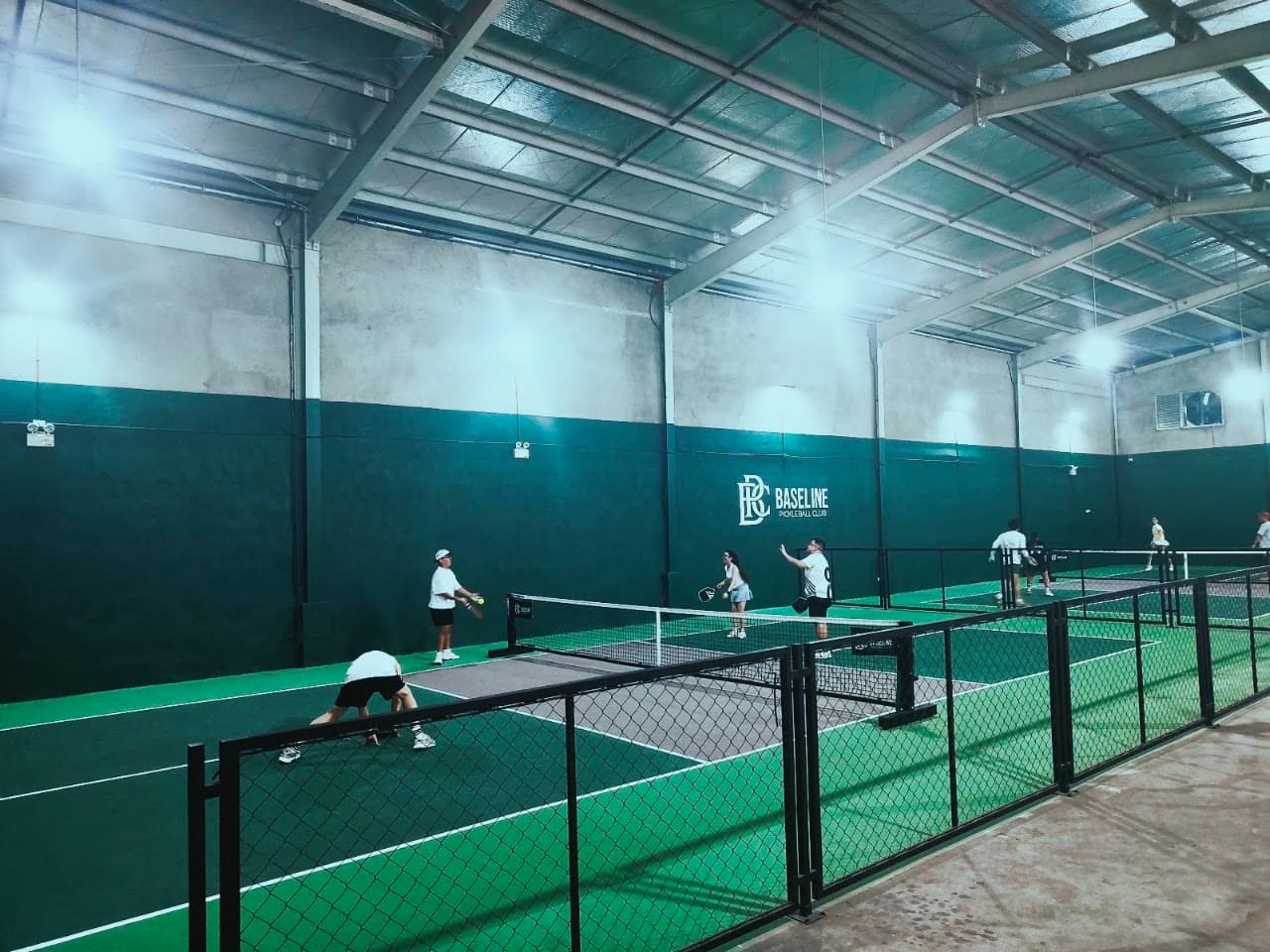 Acacia Smashers Pickleball Club pickleball court in Manila — main view