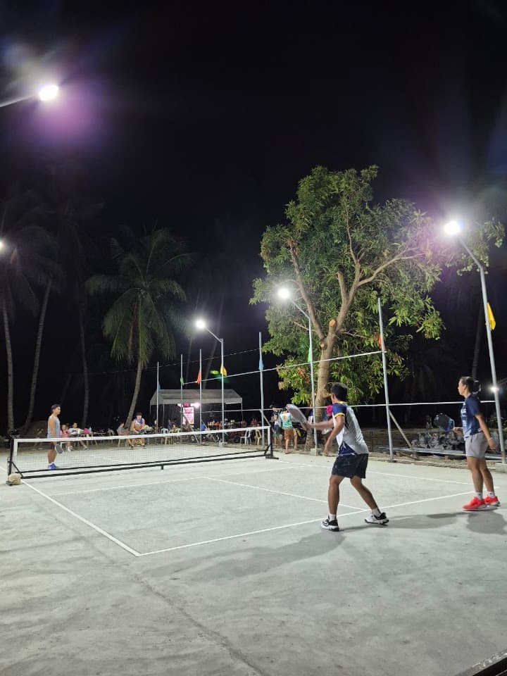 Pickle Waves pickleball court at 47XH+WQC, City of Guihulngan, Negros Oriental | PickleBoard
