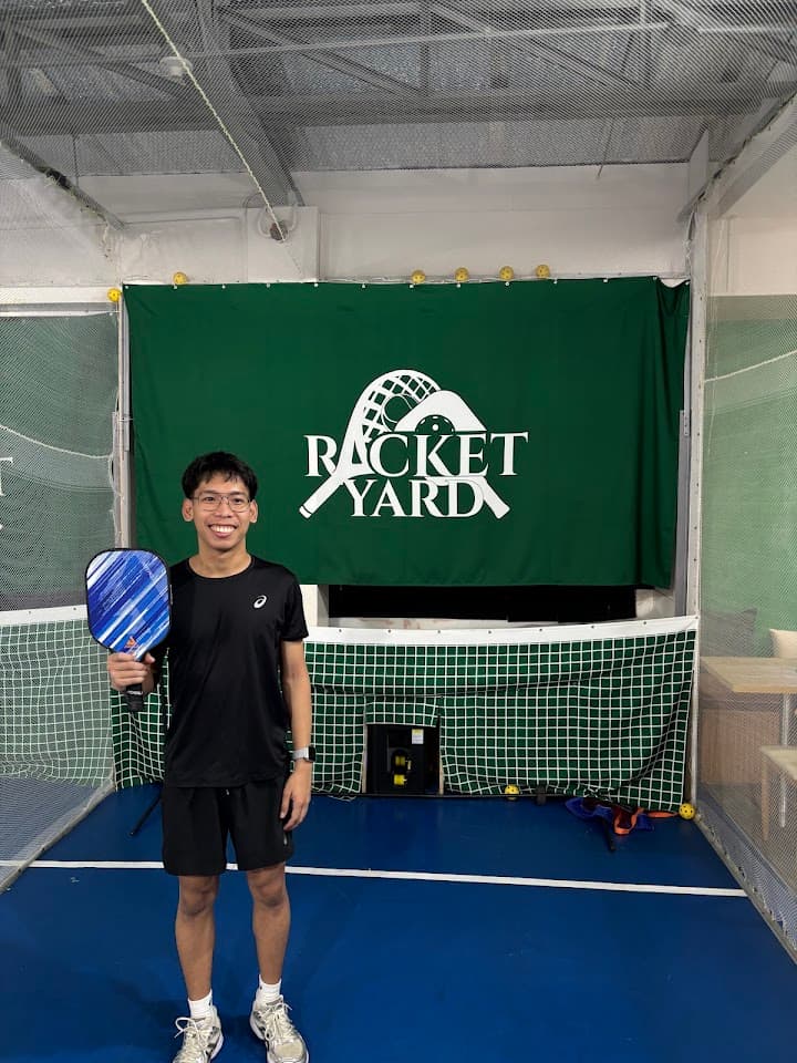 Racket Yard pickleball court at 3rd Floor, D’ Arcade Food Park, 7433 Yakal, San Antonio, Makati City, 1203 Metro Manila | PickleBoard
