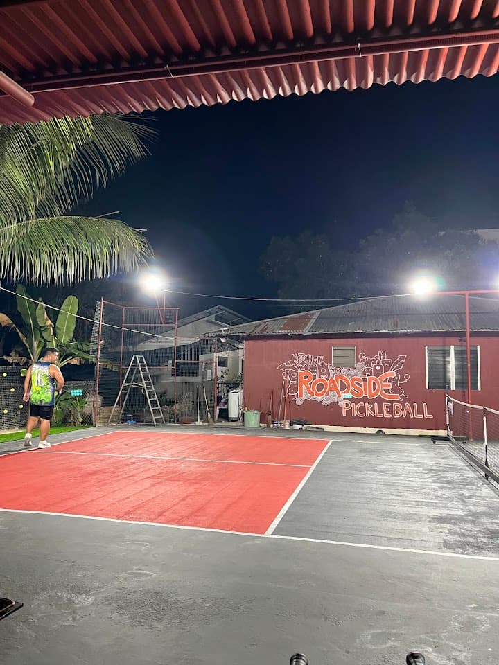 RoadsidePickleball pickleball court at 77HG+JHJ, Purok Kalubihan, Bajumpandan Rd, Dumaguete City | PickleBoard