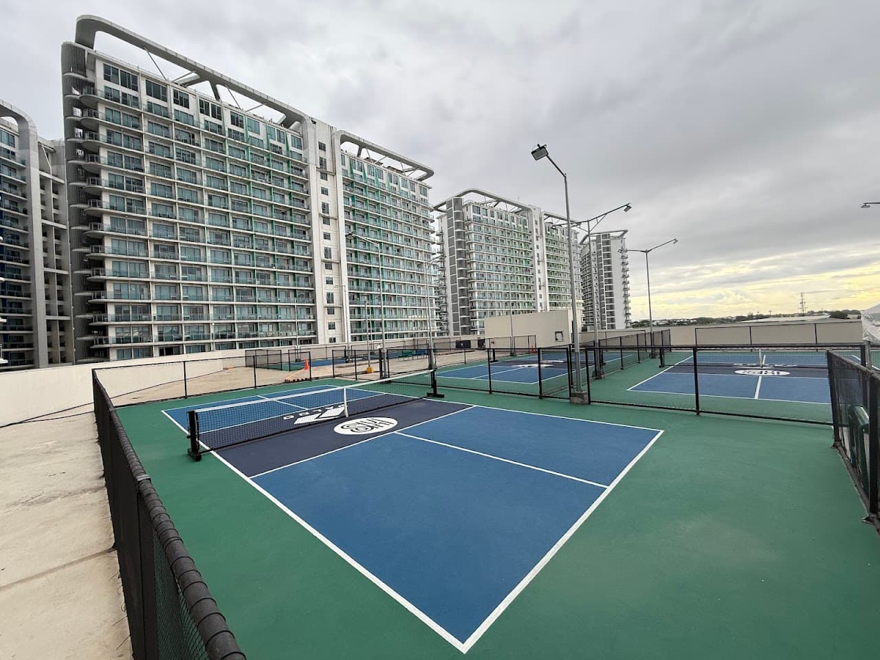 SM City Bicutan - SM Active Hub pickleball court at SM City Bicutan, 3L Parking New Wing Building B, Parañaque, Metro Manila | PickleBoard