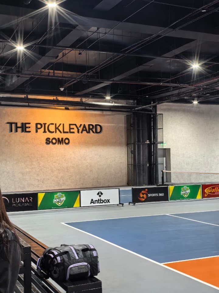 The Pickle Yard SOMO pickleball court at 2nd Floor, HQ Building, Molino - Paliparan Rd, Bacoor, Cavite | PickleBoard