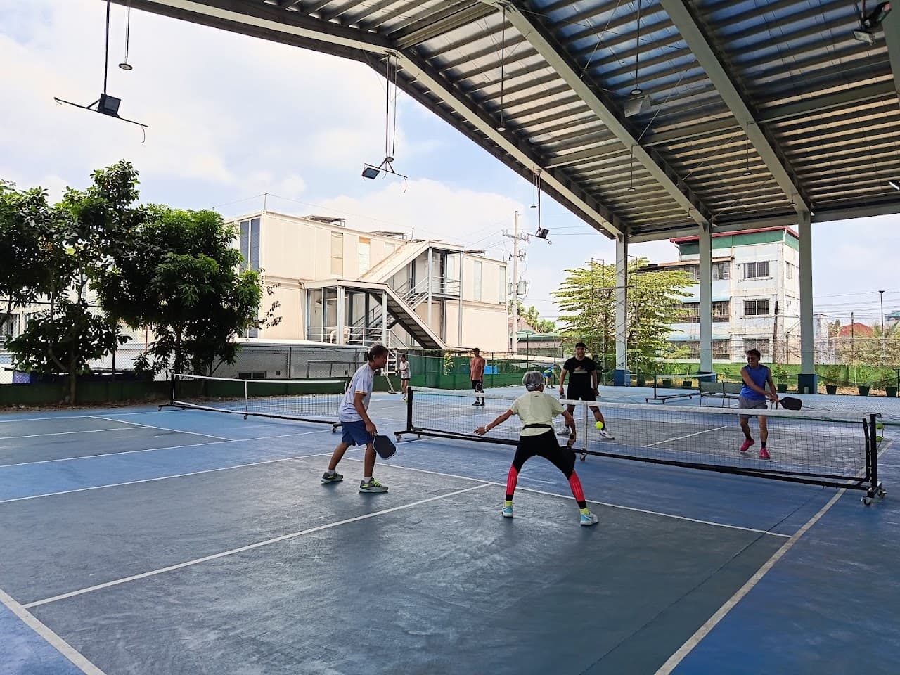 Veterans Memorial (Pickle Heart) pickleball court at Mindinao Avenue, Quezon City, Metro Manila, Philippines | PickleBoard