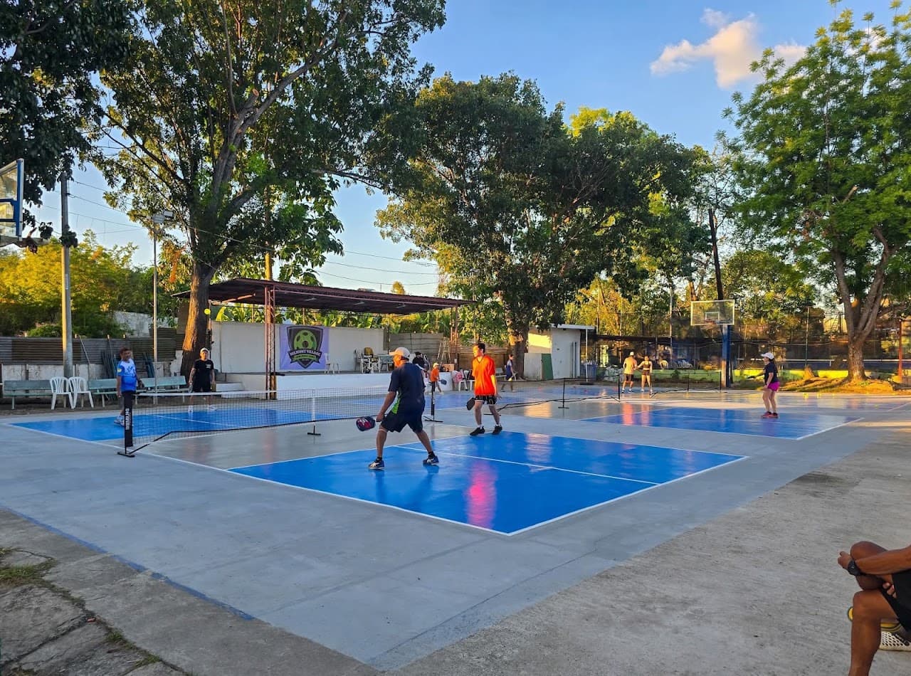 Belmont Village Pickleball Court pickleball court at 7R44+4Q2, Pakigne, Minglanilla, Cebu | PickleBoard
