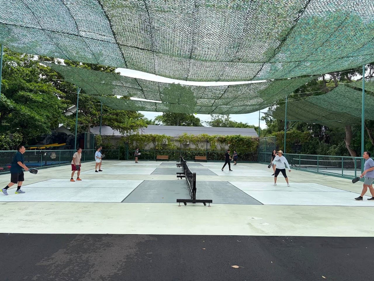 Savannah Pickleball Association by the Bay pickleball court at Plantation Bay Resort & Spa Mactan, Lungsod ng Lapu-Lapu, 6015 Lalawigan ng Cebu | PickleBoard